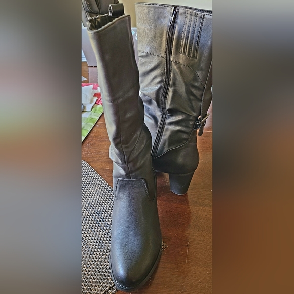 Call It Spring Alinoe Slouch Black Boot - Picture 5 of 6